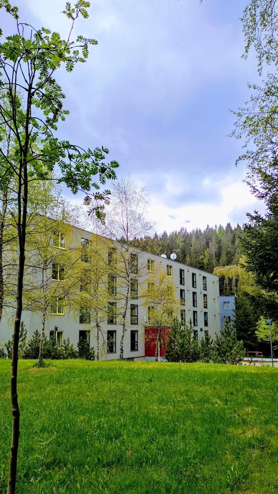 Plne Vybaveny Apartman Pod Mumlavskym Vodopadem, Zahrada S Ohnistem, Idealni Vychozi Bod Pro Turistiku, U Cesty Na Hrebeny, Kousek Do Centra, Absolutni Klid, Vybaveny I Pro Deti, Wellness A Fitko Naproti Harrachov Esterno foto